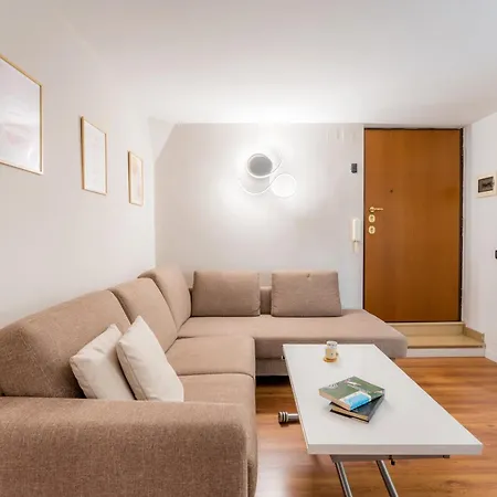 Villafranca Loft, Modern Nearby The Station
